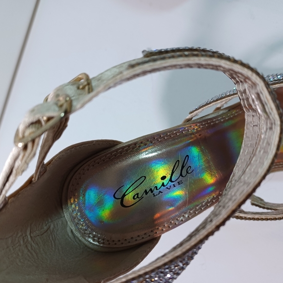 CAMILLE La Vie, Gold Strappy Heels Sandal, Size 8.5 - Picture 13 of 16